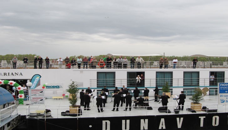 Всички круизи с туристи от САЩ, чийто дял е най-голям по река Дунав, са напълно отказани