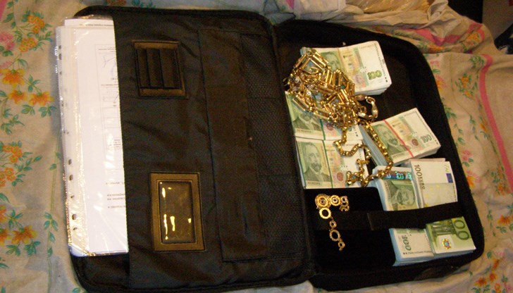 Операцията е проведена под ръководството на окръжната прокуратура