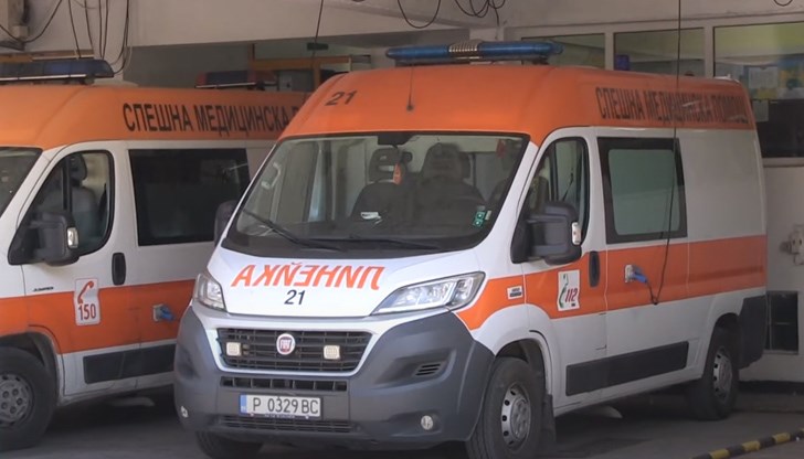 На служителите не са правени никакви тестове, а карантината им е наложена със задна дата