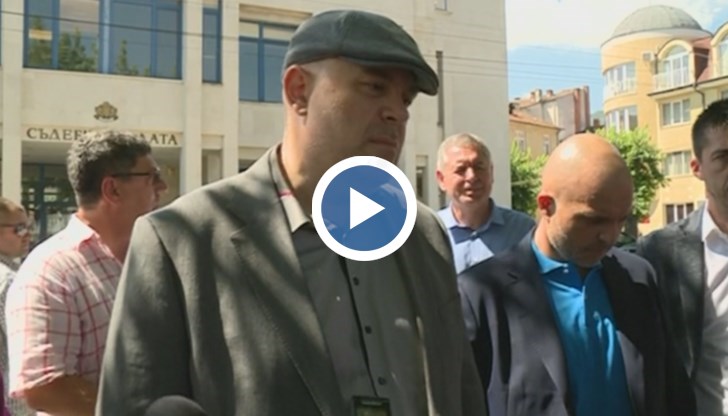 Не съм видял какви чатове е извадил обвиняемият Пламен Бобоков, защото не следя творческата дейност на обвиняеми и подсъдими лица