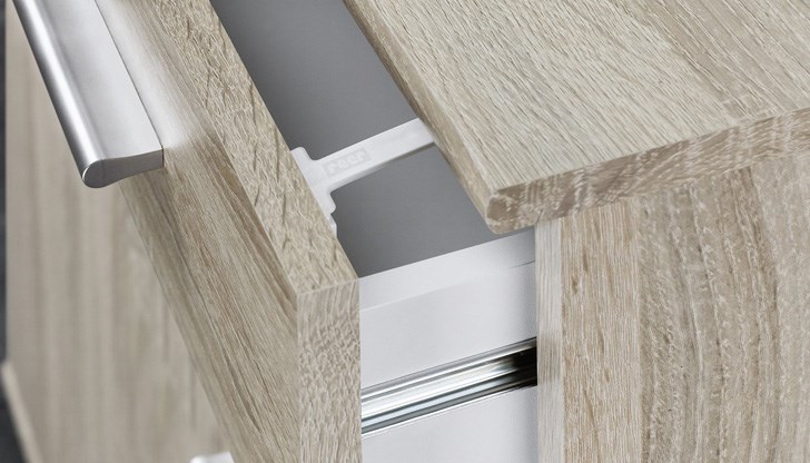 Проза от 2014-та, която стряскащо напомня за сегашната ситуация в държавата