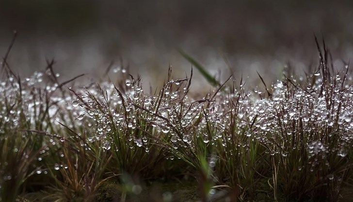През почивните дни ще остане горещо и предимно слънчево През почивните дни ще остане горещо и предимно слънчево