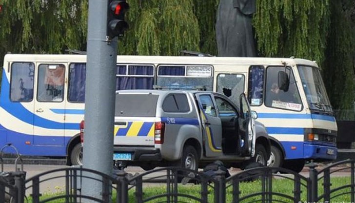 Терористът се казва Максим Кривош, гражданин на Руската федерация, осъждан вече за тежки престъпления Терористът се казва Максим Кривош, гражданин на Руската федерация, осъждан вече за тежки престъпления