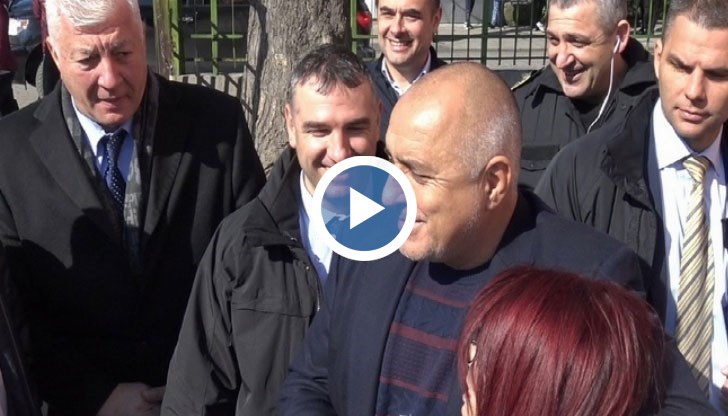 На пръсти се броят журналистите в България като Моника Пеева от Враца, които дръзват да разобличат истината за управлението на Борисов и всенародната любов към него