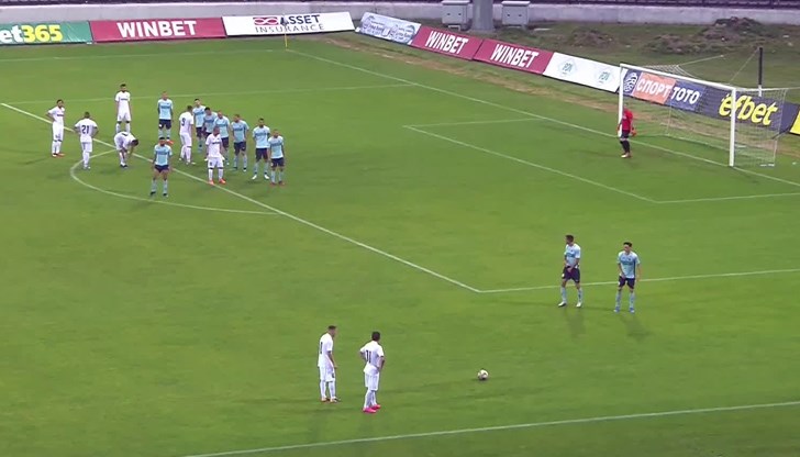 Резултатът бе открит от Монтана в 28-ата минута Резултатът бе открит от Монтана в 28-ата минута