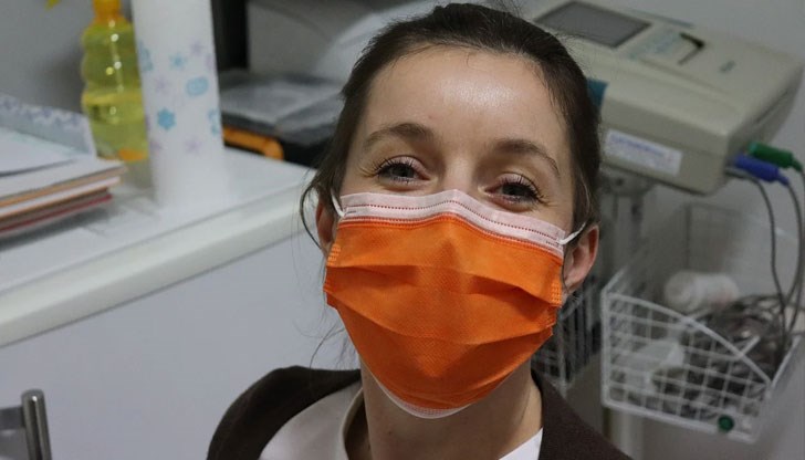 Жената се оправдала с това, че само два дни й оставало до края на карантинния период Жената се оправдала с това, че само два дни й оставало до края на карантинния период