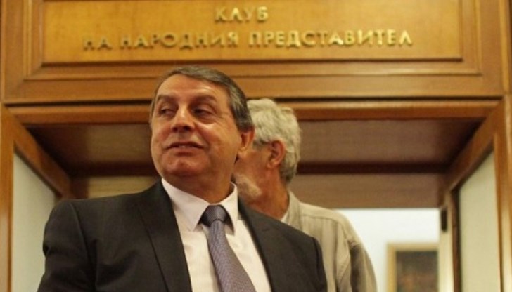 Съпругата на Александър Методиев е починала по-рано днес Съпругата на Александър Методиев е починала по-рано днес