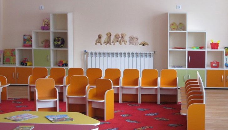 Децата, присъствали в периода 6-17 юли ще са под наблюдение от личните лекари Децата, присъствали в периода 6-17 юли ще са под наблюдение от личните лекари