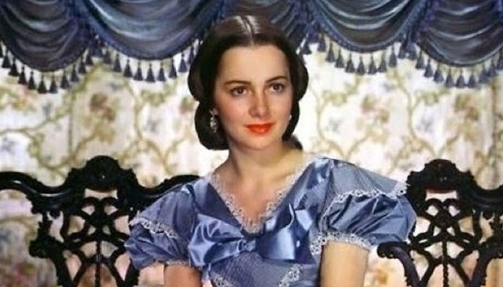 Оливия де Хавиланд, изиграла ролята на Мелани Хамилтън в "Отнесени от вихъра" Оливия де Хавиланд, изиграла ролята на Мелани Хамилтън в "Отнесени от вихъра"