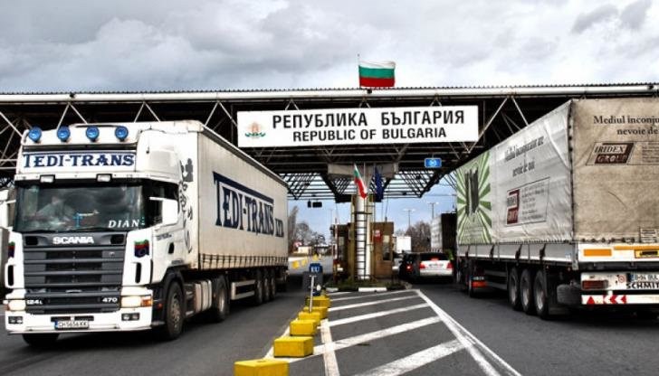 Движението се извършва и в двете посоки