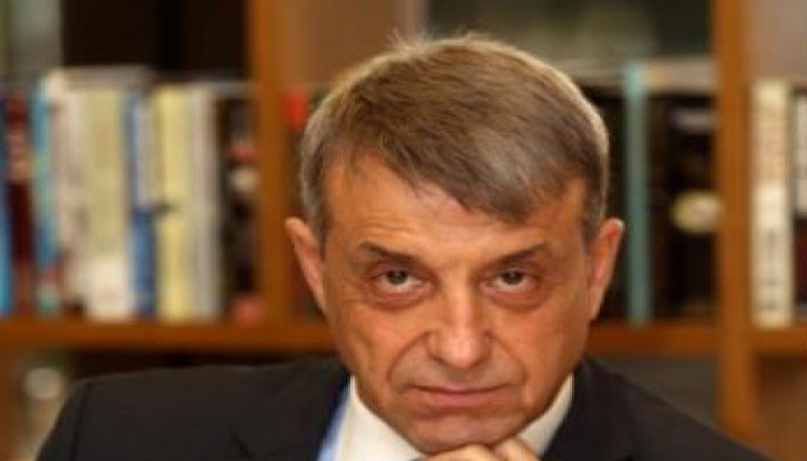 Проф. Костов "Официалните пресконференции на НОЩ трябва да бъдат прекратени и всеки един от членовете му да се явява и говори каквото пожелае, но да носи лична отговорност за него"