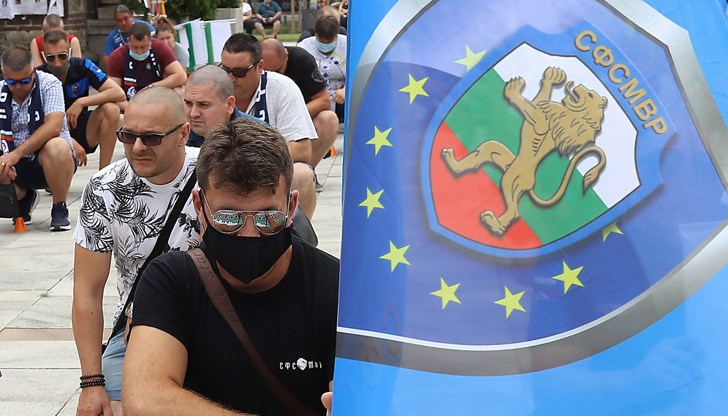 Те настояват за промени в Дирекция "Правно-нормативна дейност" в министерството