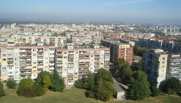 За сравнение в Несебър полезната площ на жилищата достига над 140 кв. м. на човек