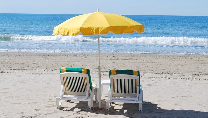 Мястото, където ще бъдат разположени безплатните шезлонги, ще бъде обявено допълнително Мястото, където ще бъдат разположени безплатните шезлонги, ще бъде обявено допълнително