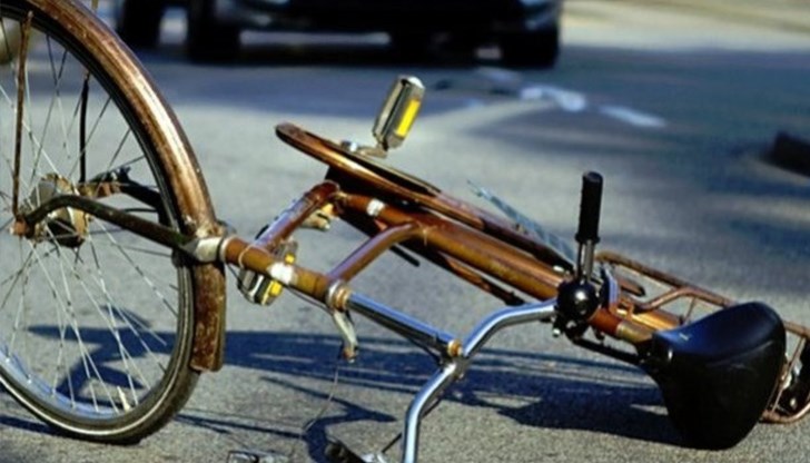 Настанен е за лечение в МБАЛ - Шумен с три счупени ребра, два пръста на ръка и охлузни рани по лицето и тялото Настанен е за лечение в МБАЛ - Шумен с три счупени ребра, два пръста на ръка и охлузни рани по лицето и тялото