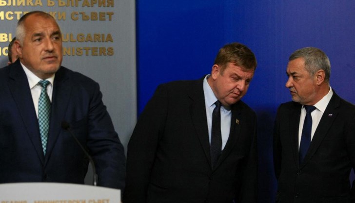 На 15 юли Бойко Борисов поиска оставките на трима ключови министри, спрягани за близки до ДПС