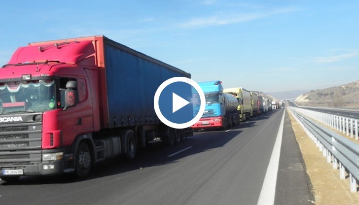 Заради COVID кризата бяха въведени т. нар. "зелени коридори", а страната ни премахна ограниченията при трафика на камиони над 12 тона