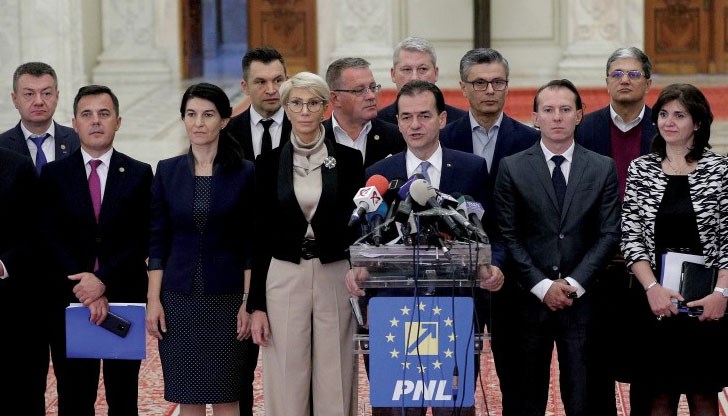 Оставка на правителството на Орбан иска опозицията в Румъния
