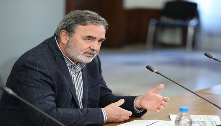 Доц.Кунчев: "Никой не може да манипулира данните за заболелите"