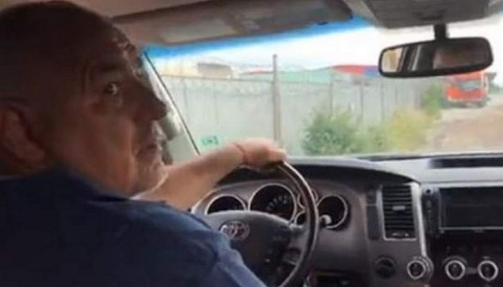 Борисов е на обиколка с любимия си джип, откъдето коментира и актуалните събития във връзка с неговото управление