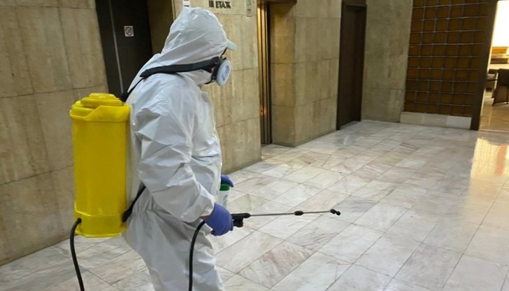 Прави се пълна дезинфекция на всички административни сгради към Община Русе