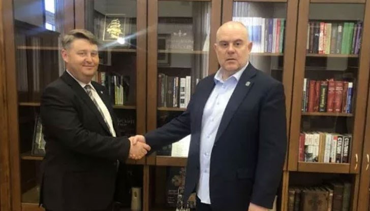В началото на мандата си главният прокурор Иван Гешев подписа споразумение за сътрудничество с Асоциацията на прокурорите, представлявана от Евгени Иванов