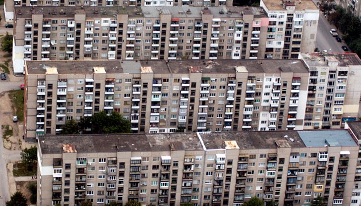 Няма драстично спадане на имотния пазар у нас, както предвиждаха брокери по време на пандемията Няма драстично спадане на имотния пазар у нас, както предвиждаха брокери по време на пандемията