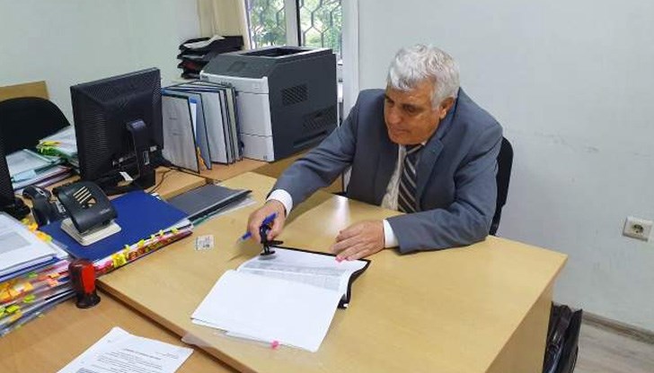 Началникът на отдел “Сигурност” във финансовото учреждение обвинявал жената в изнасяне на служебна информация пред медиите Началникът на отдел “Сигурност” във финансовото учреждение обвинявал жената в изнасяне на служебна информация пред медиите