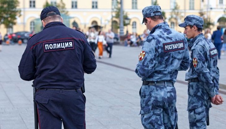 Мъжът е бил свързан с емисари на терористична организация в Сирия и е подготвял масов разстрел на граждани Мъжът е бил свързан с емисари на терористична организация в Сирия и е подготвял масов разстрел на граждани