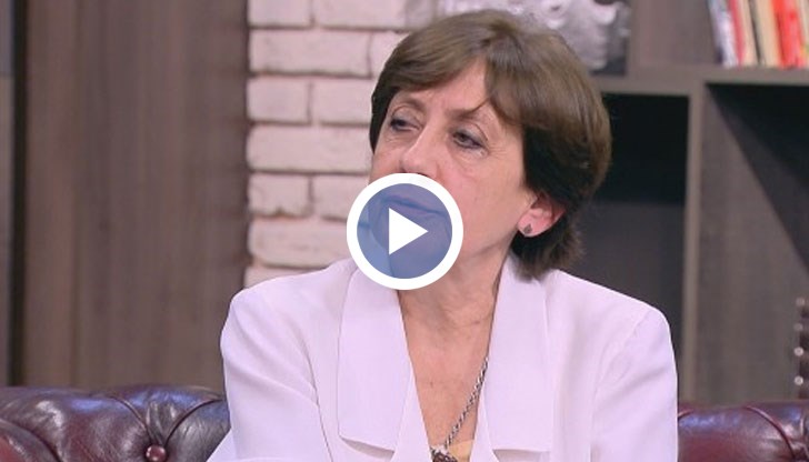 Според Инджова страната ни през последния месец се намира във всички централни и най-важни световни медии с един и същ профил - чекмеджета с пари, оръжие на бюрото