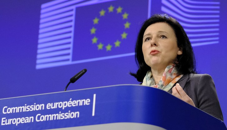 Вера Юрова: Върховенството на закона трябва да бъде условието за разпределение на парите от ЕС
