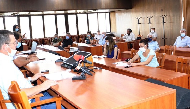 Това трябва да се случи от 1-ви септември Това трябва да се случи от 1-ви септември