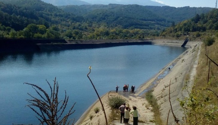 Отишъл до съоръжението с по-малкия си брат и още едно непълнолетно момче