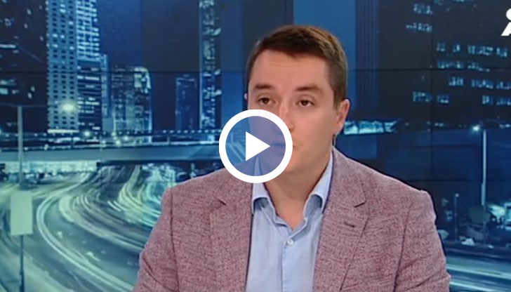 Червеният депутат явно забрави, че и той е представител на политическа партия