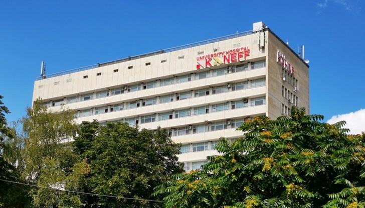 И двамата пациенти са били интубирани, но безуспешно