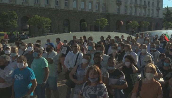 Очевидно е, че хората в защита на Борисов нещо не са много въодушевени