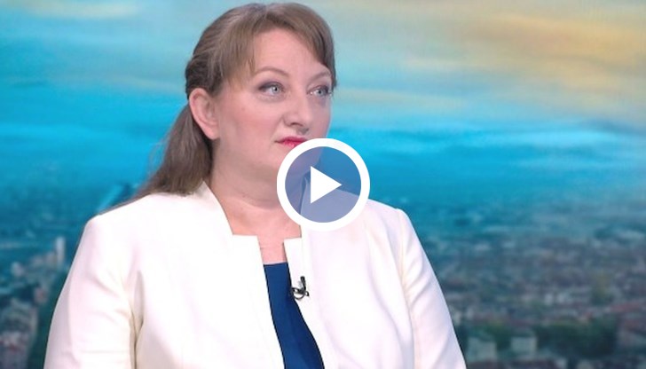 Социалната пенсия ще бъде 250 лева, посочи още министърът