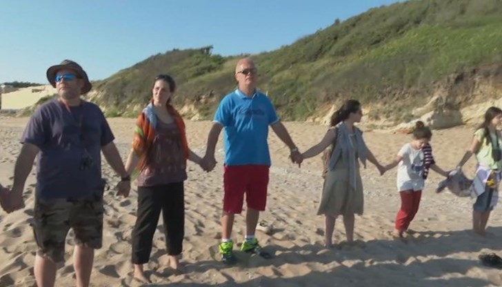 Протест срещу строежа на Алепу Протест срещу строежа на Алепу