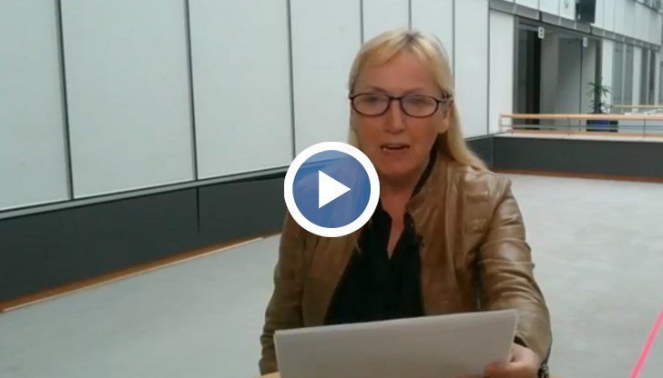 Елена Йончева публикува видео с новини за аудиозаписа с гласа, за който се твърди, че е на премиера Бойко Борисов