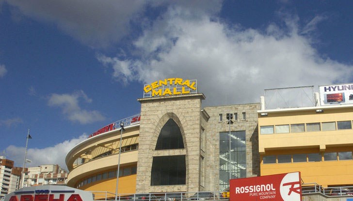 МОЛ-овете в България са в застой след пандемията