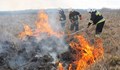 Огнеборци гасиха пожари в сухи треви в три русенски села