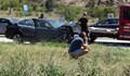 Жена и дете пострадаха при верижен сблъсък край Две могили