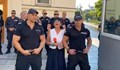 Протестиращи замерят Ива Николова с яйца пред Народното събрание