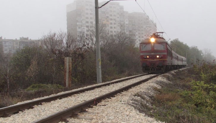 23-годишната русенка се е движела успоредно до жп линията