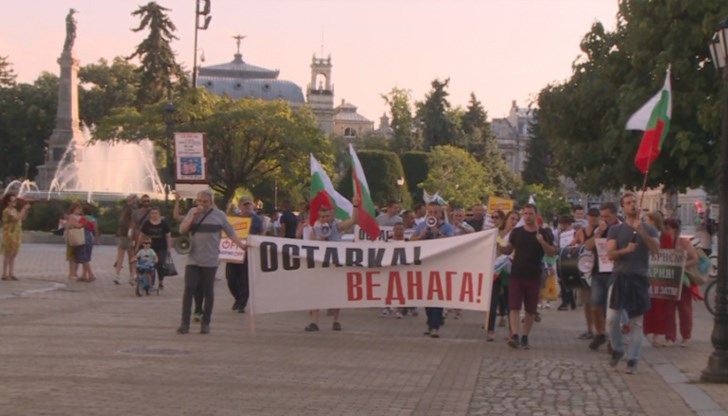 Протести и тази вечер в Русе, Пловдив и Варна