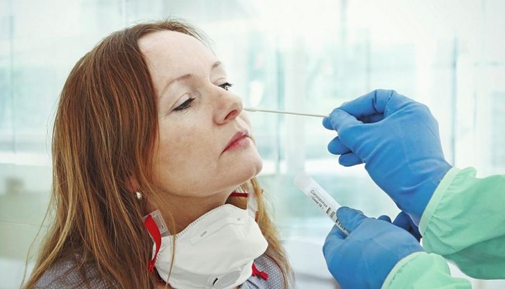 Всички преподаватели ще бъдат изследвани за COVID-19