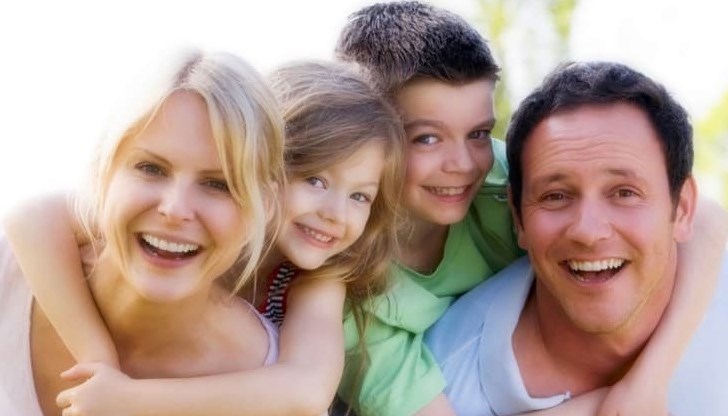 Най-млади напускат дома шведите - 17,8 г., датчаните - 21,1 г. и финландците 21,8 г.