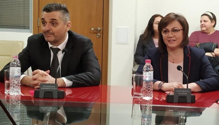 Посещението им е част от кампанията за пряк избор на председател на БСП, който ще се проведе на 12 септември Посещението им е част от кампанията за пряк избор на председател на БСП, който ще се проведе на 12 септември