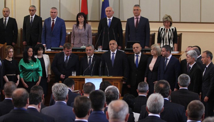 Критиката в западните медии към случващото се мафиотско управление в България е разгромяващо
