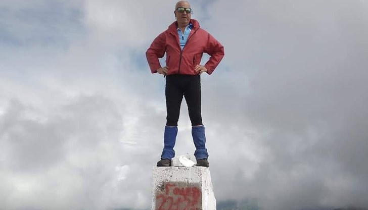 Мъжът е решен да изкачи внушителните 5165 метра в името на кампанията за изграждане на терапевтичен център за деца с проблеми в развитието и комуникацията Мъжът е решен да изкачи внушителните 5165 метра в името на кампанията за изграждане на терапевтичен център за деца с проблеми в развитието и комуникацията